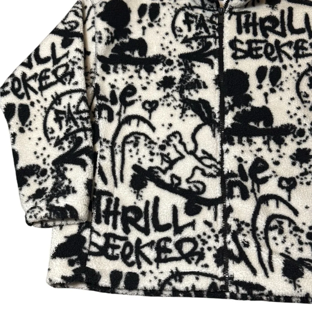 H&M x Peanuts Men’s Oversized Graffiti Black & Cream Sherpa Jacket Size Medium